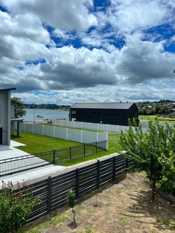 Lakeside Cozy Studio Taupo Eksteriør billede